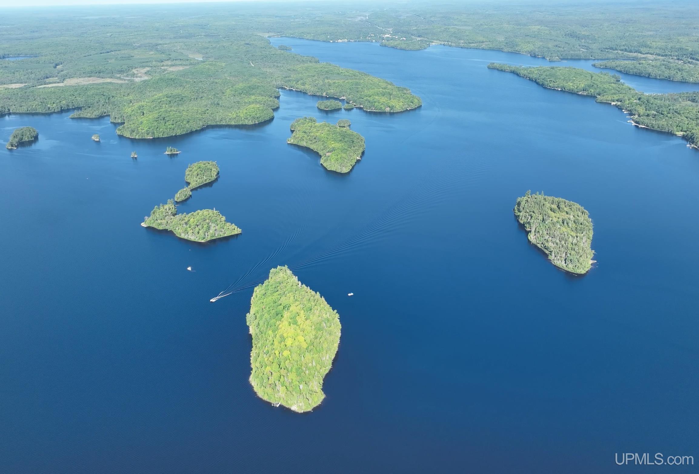Island Ultimate Paradise